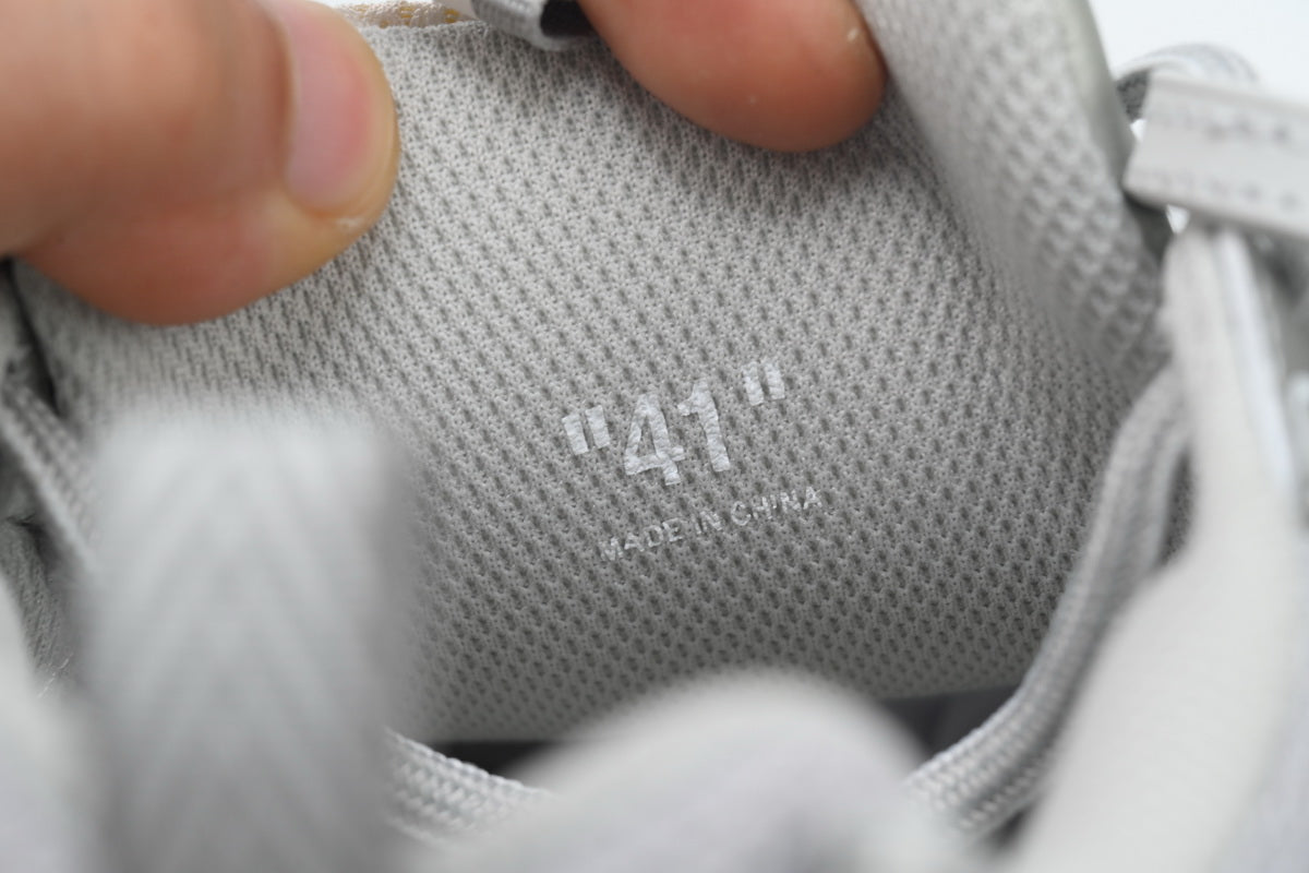 OFF-White Be Right Back White Gray