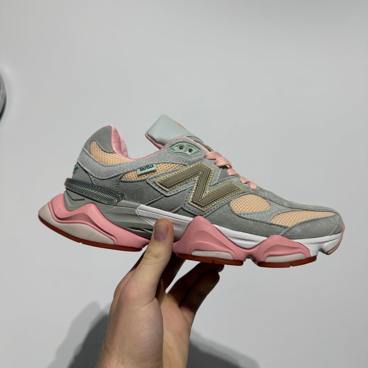 New Balance 9060 Pink Blush
