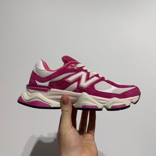 New Balance 9060 Velvet