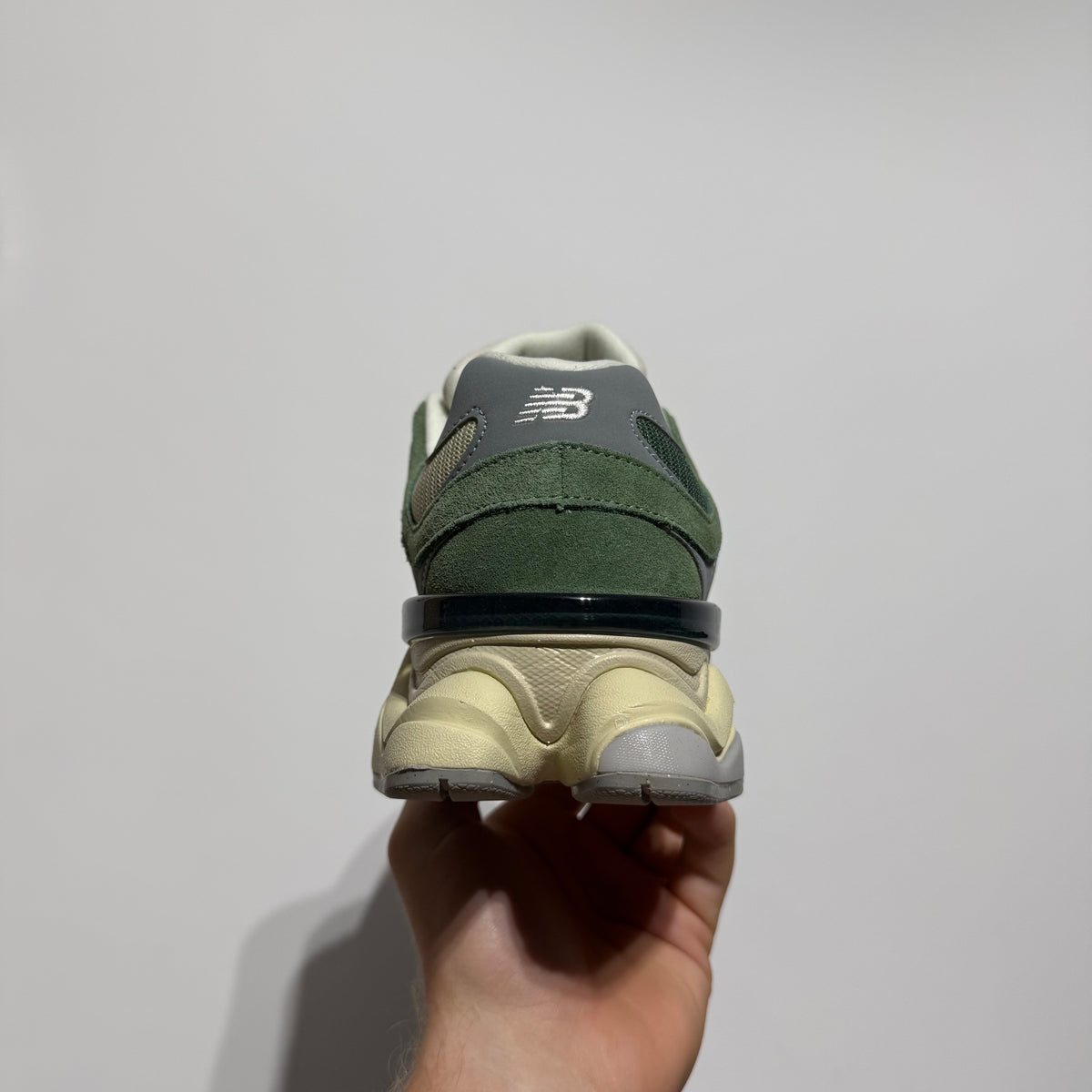 New Balance 9060 Green