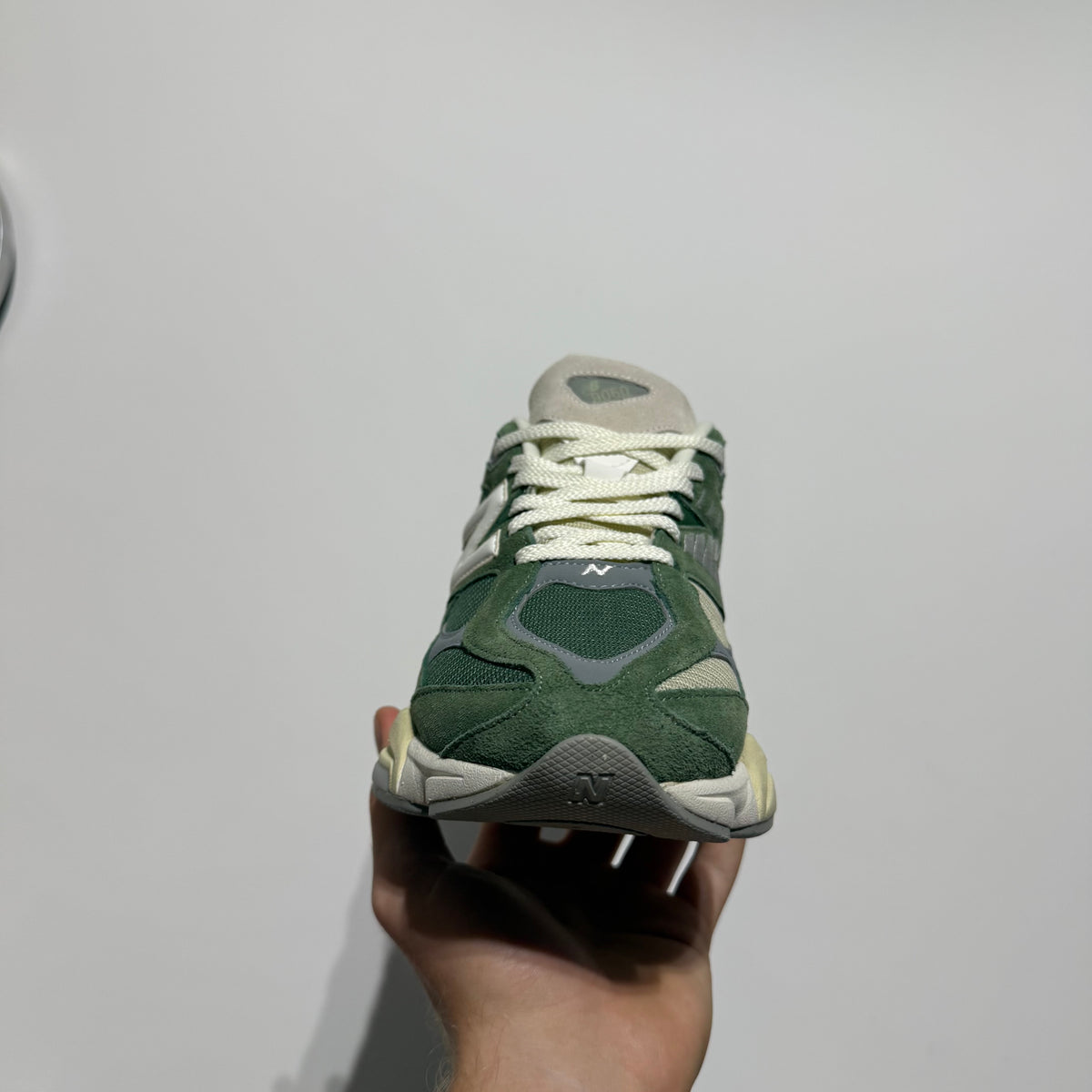 New Balance 9060 Green