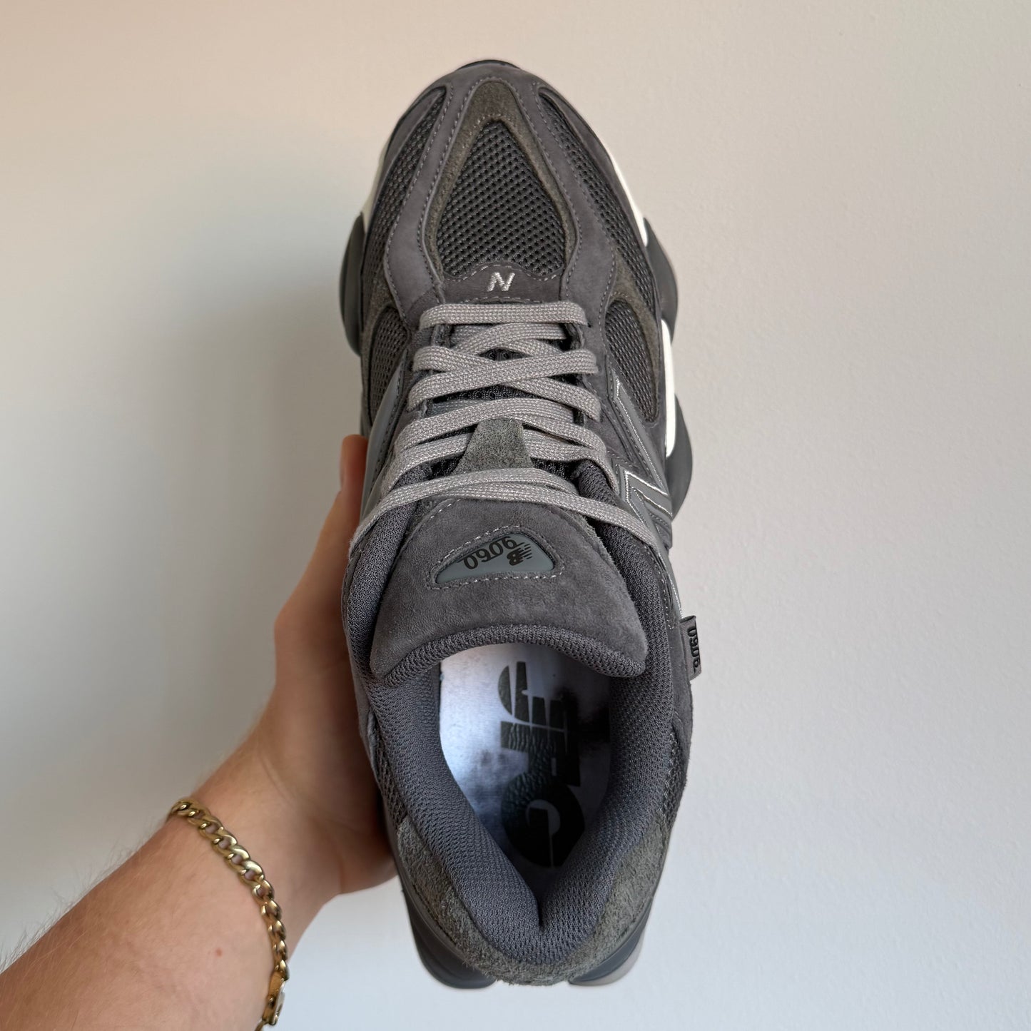 New Balance 9060 Grey