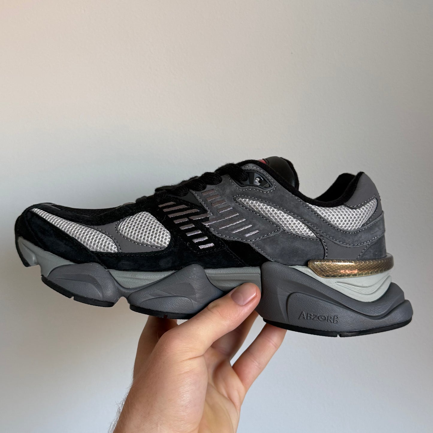 New Balance 9060 Black Grey