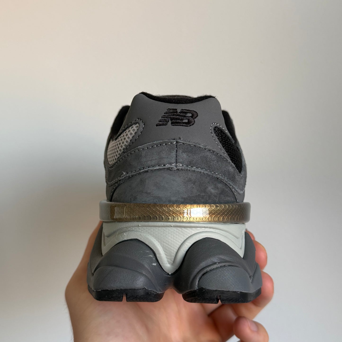 New Balance 9060 Black Grey