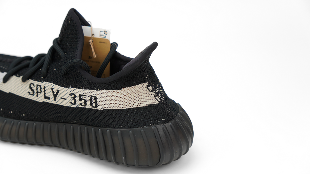 Yeezy Boost 350 V2 Oreo - Repcity